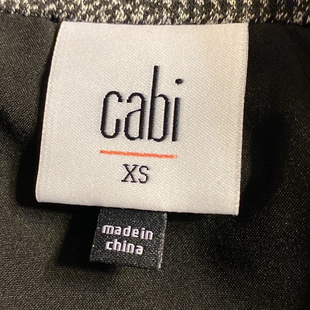 Cabi 3728 Bond Blazer Size XSmall EUC - Picture 5 of 7